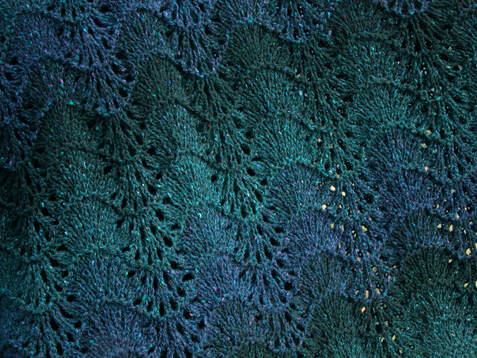 Shawl made with doubled yarns, by Moira Ravenscroft, Wyndlestraw Designs