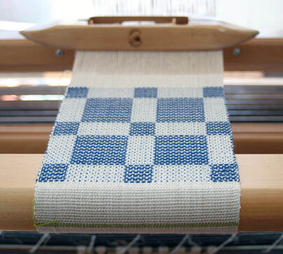 Summer & Winter weaving, photo in blogpost by Moira Ravenscroft, Wyndlestraw Designs