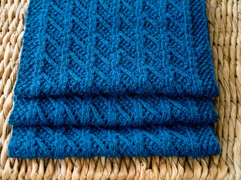 Grayswood Scarf Knitting Pattern by Wyndlestraw Designs, www.wyndlestrawdesigns.com