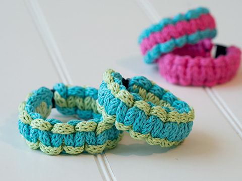 Ryedale Bracelet Knitting Pattern by Wyndlestraw Designs, www.wyndlestrawdesigns.com