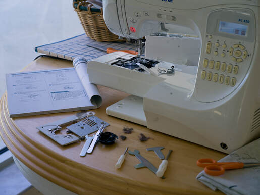 Sewing machine repairs, photo by Moira Ravenscroft, Wyndlestraw Designs