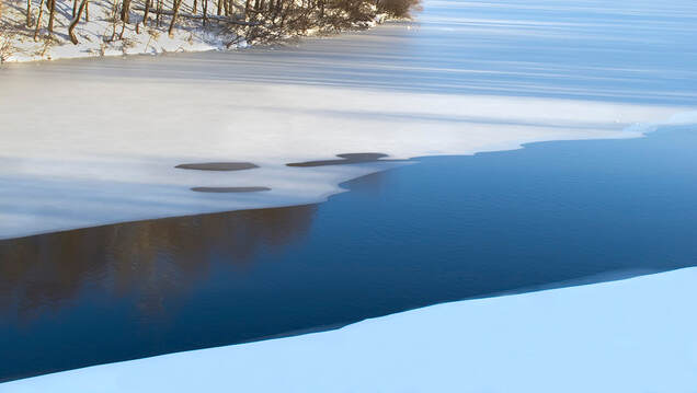 Ice on the pond, Photo by Tim Ravenscroft, Wyndlestraw Designs
