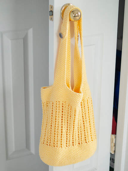 BYOB – Bring Your Own Bag by Moira Ravenscroft, Wyndlestraw Designs