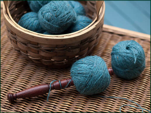 Winding a centre-pull ball of yarn using a Nostepinde, Photo by Moira Ravenscroft, Wyndlestraw Designs