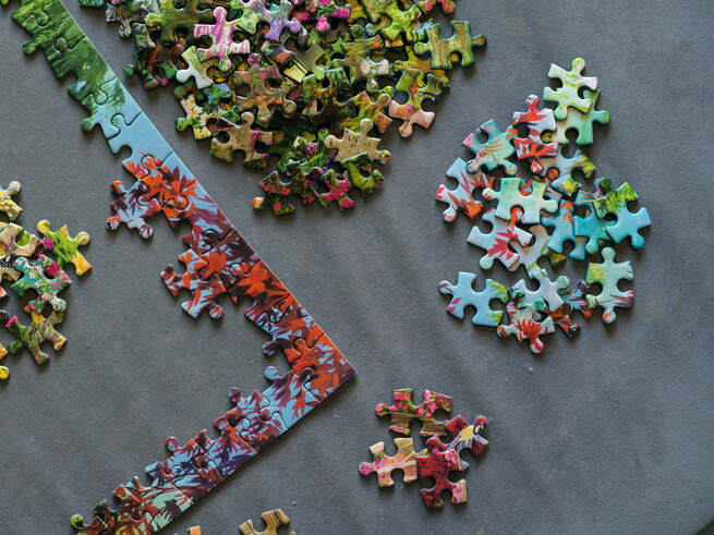 Jigsaw colours, photo by Moira Ravenscroft, Wyndlestraw Designs