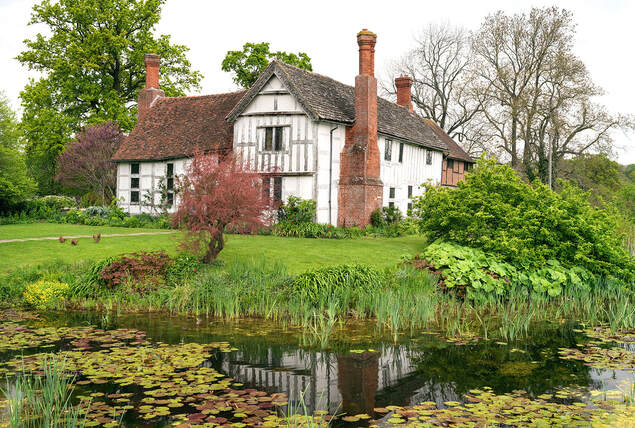 Brockhampton Manor, Herefordshire - Photo by Tim Ravenscroft, Wyndlestraw Designs