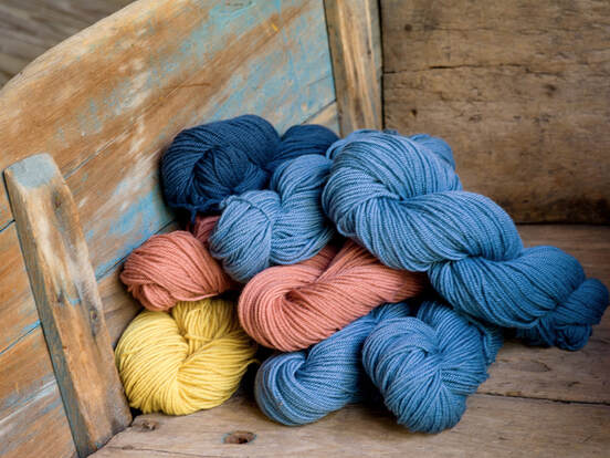 Quince & Co woollen-spun yarns, Photo by Moira Ravenscroft, Wyndlestraw Designs