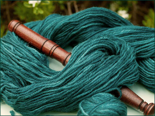 Kettle-dyed yarn by Moira Ravenscroft, Wyndlestraw Designs