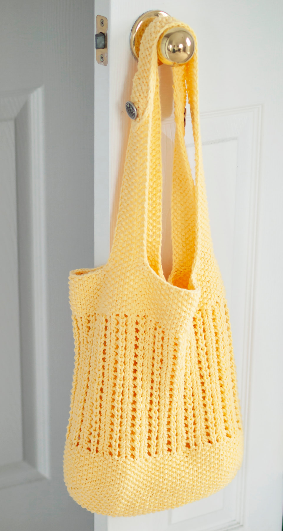 BYOB Market Bag Knitting Pattern by Wyndlestraw Designs